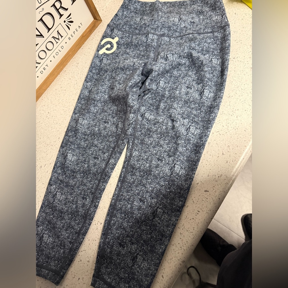 Peloton leggings.